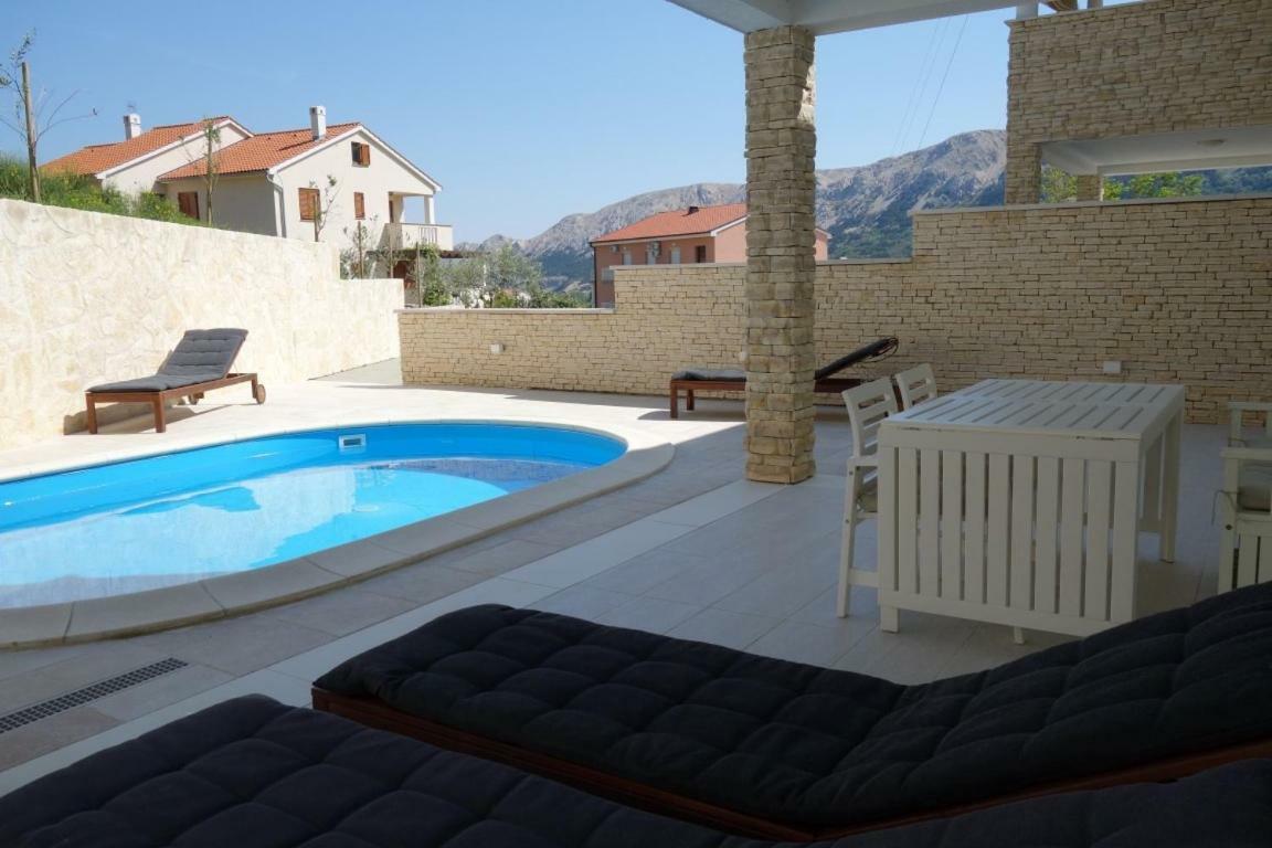 House Sunny Rock Baska Villa Exterior photo